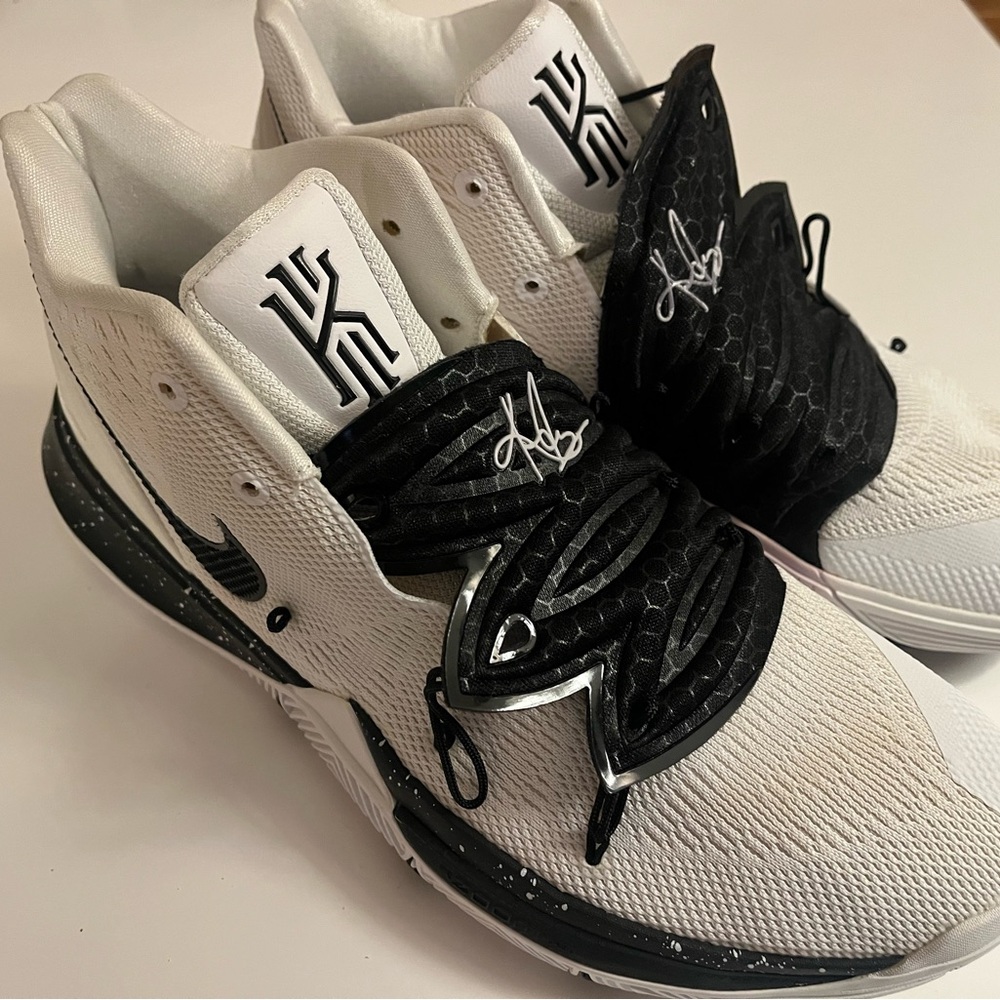 Nike Kyrie Athletic Shoes - White and Black